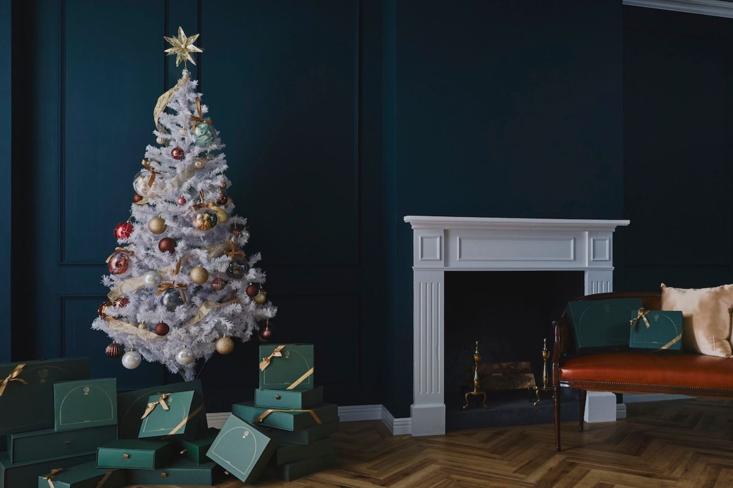 Holiday Gift Collection 2025|心あたたかな余韻を残す、上質なギフト体験を。