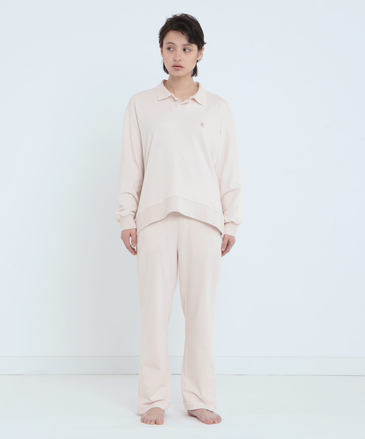 オーガニックコットン ロングスリーブ スウェットシャツ ベージュ - Foo Tokyo Japan 公式オンラインストア