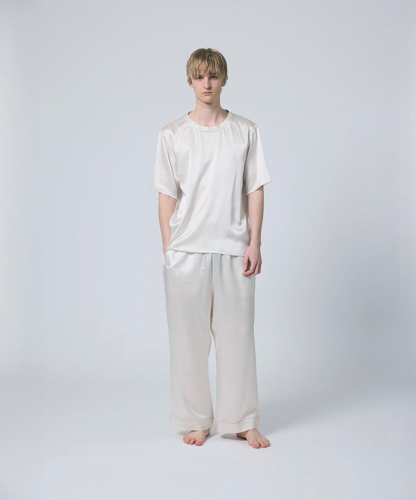 【セットアップ】シルクサテンプルオーバー&ボトムス パールホワイト