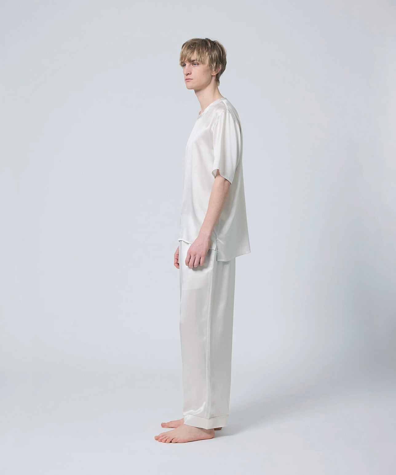 【セットアップ】シルクサテンプルオーバー&ボトムス パールホワイト