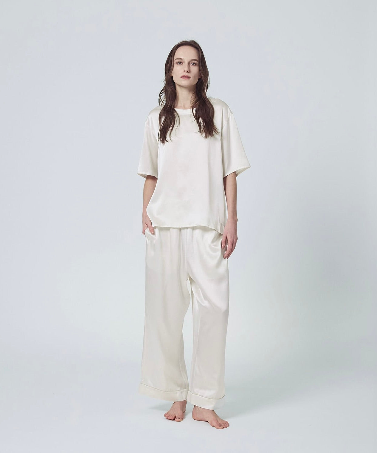 【セットアップ】シルクサテンプルオーバー&ボトムス パールホワイト