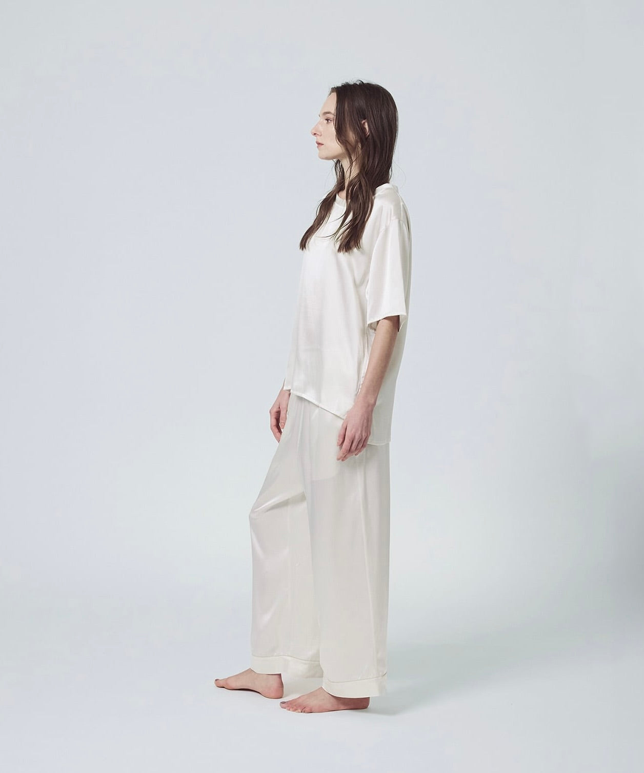 【セットアップ】シルクサテンプルオーバー&ボトムス パールホワイト