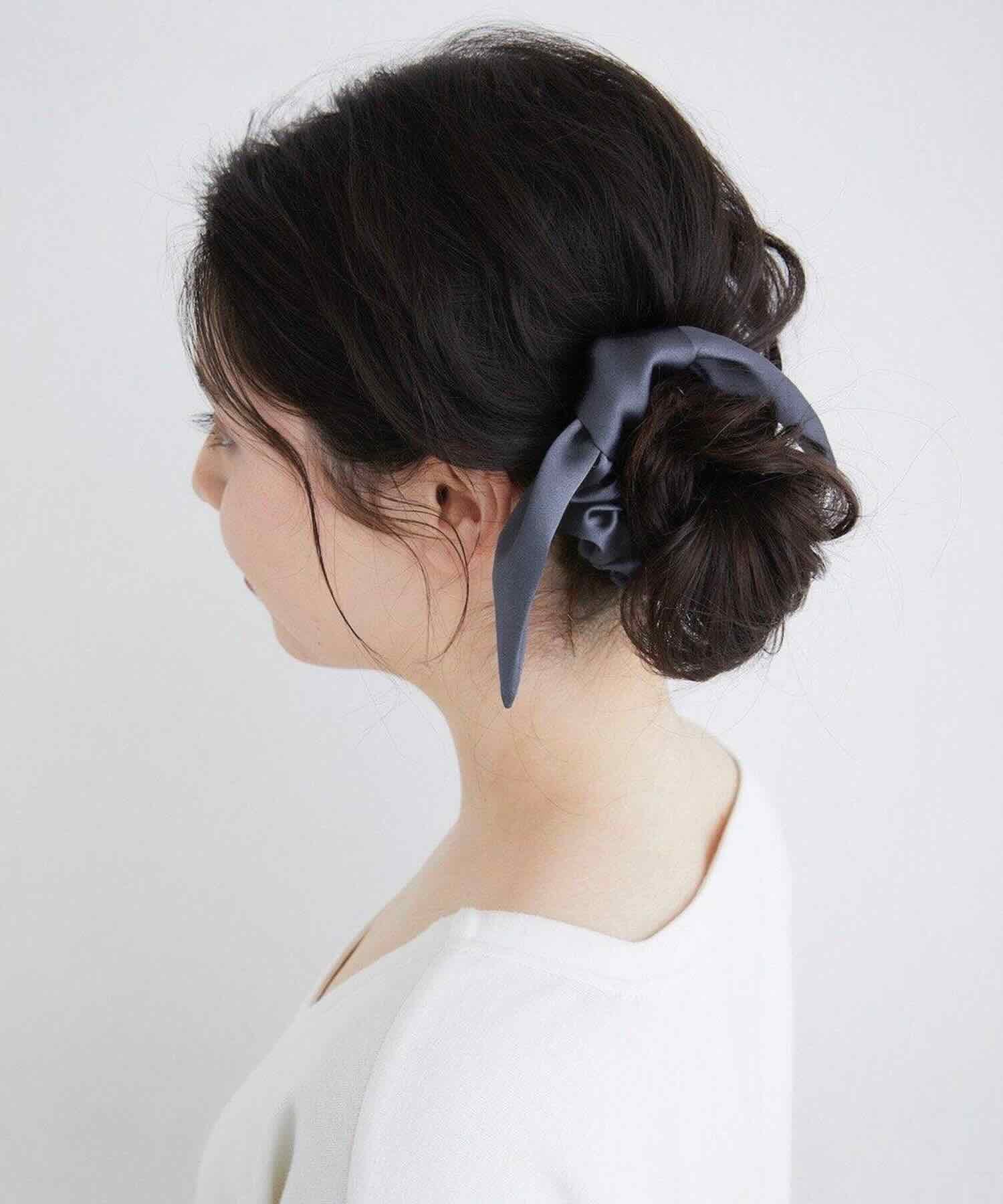 シルクリボンシュシュ 2WAYタイプ チャコールグレー