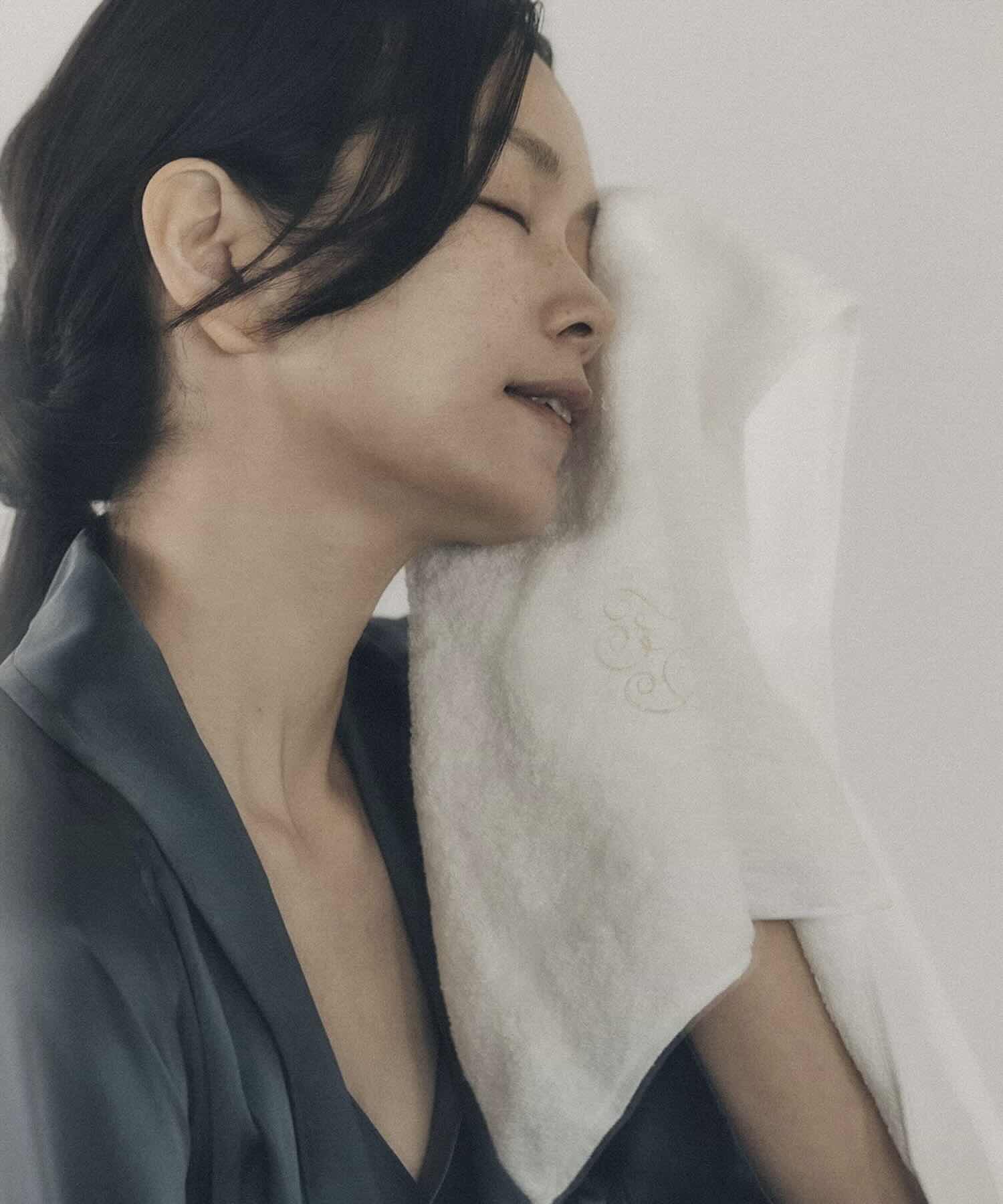 オーガニックコットン ハンドタオル2枚&Foo TokyoバスオイルLuxe Flower 1本ギフトセット