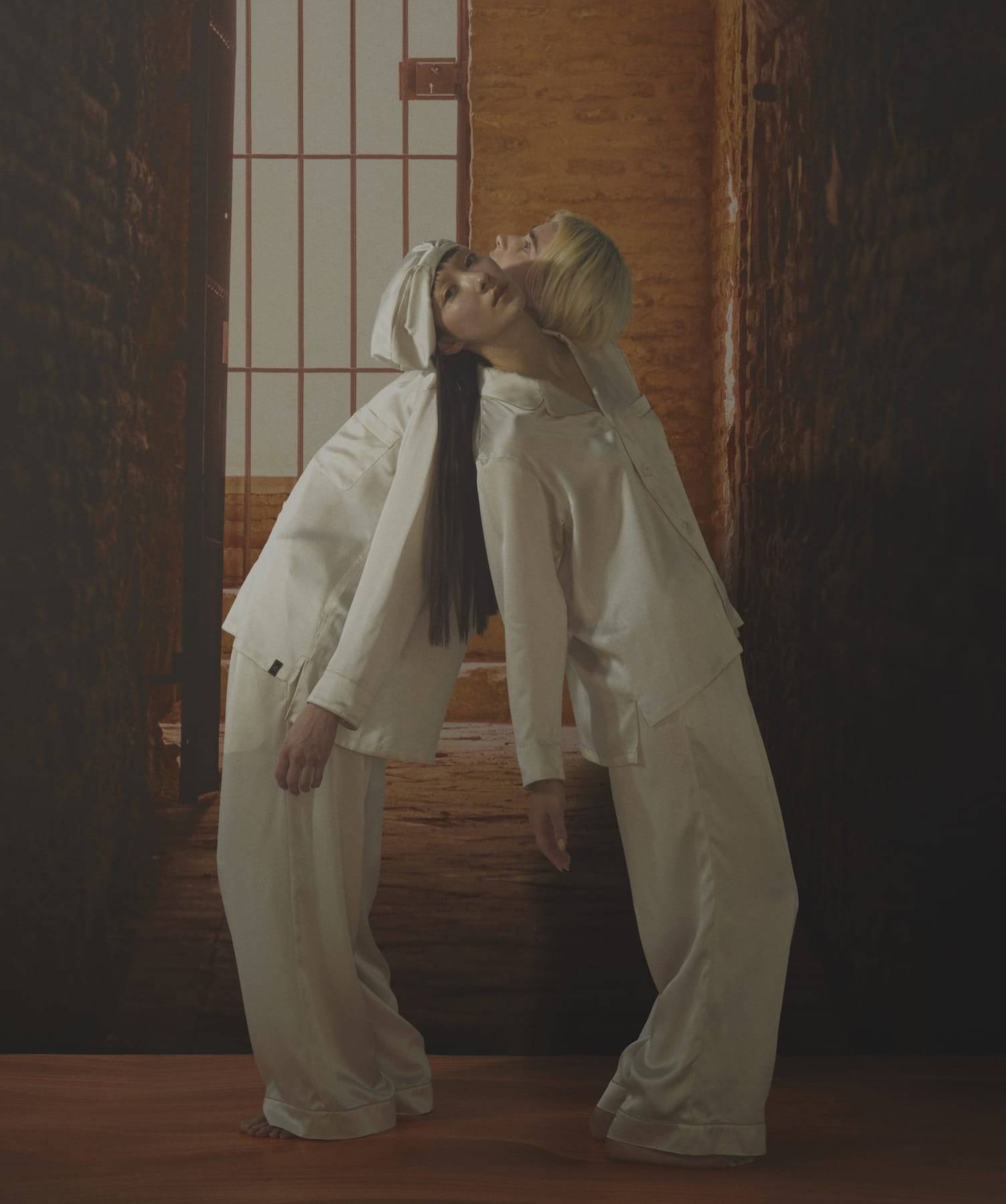 【セットアップ】シルクパジャマ パールホワイト - Foo Tokyo公式ストア