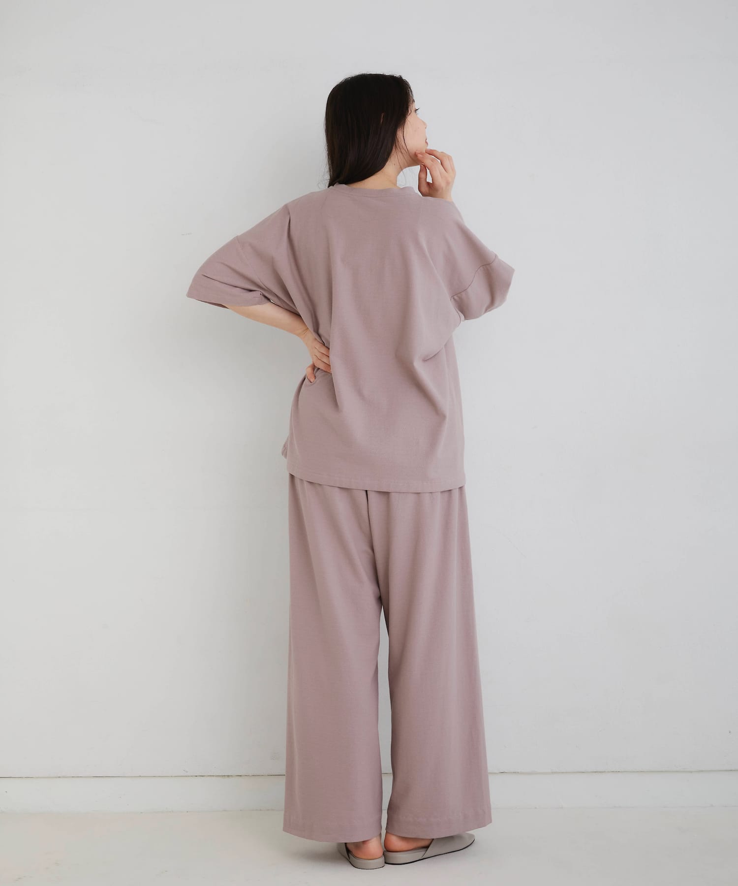 【セットアップ】 ロイヤル オーガニック コットン Tシャツ & ワイドパンツ グレージュ - Foo Tokyo公式ストア