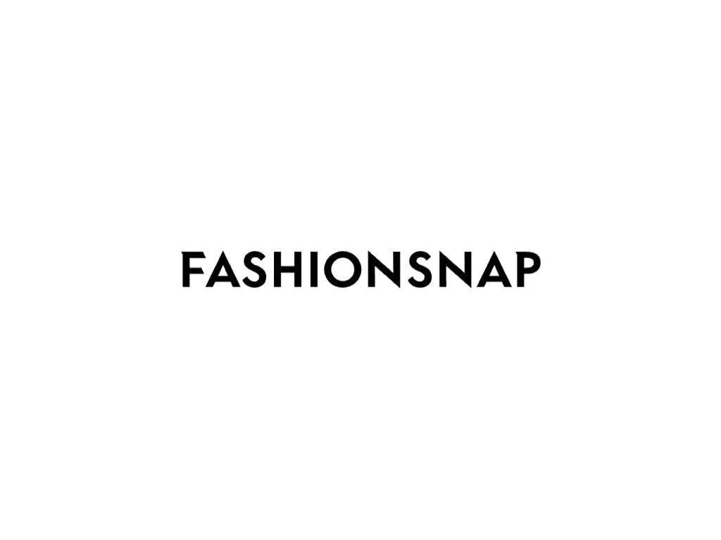 『FASHION SNAP』2025年11月28日