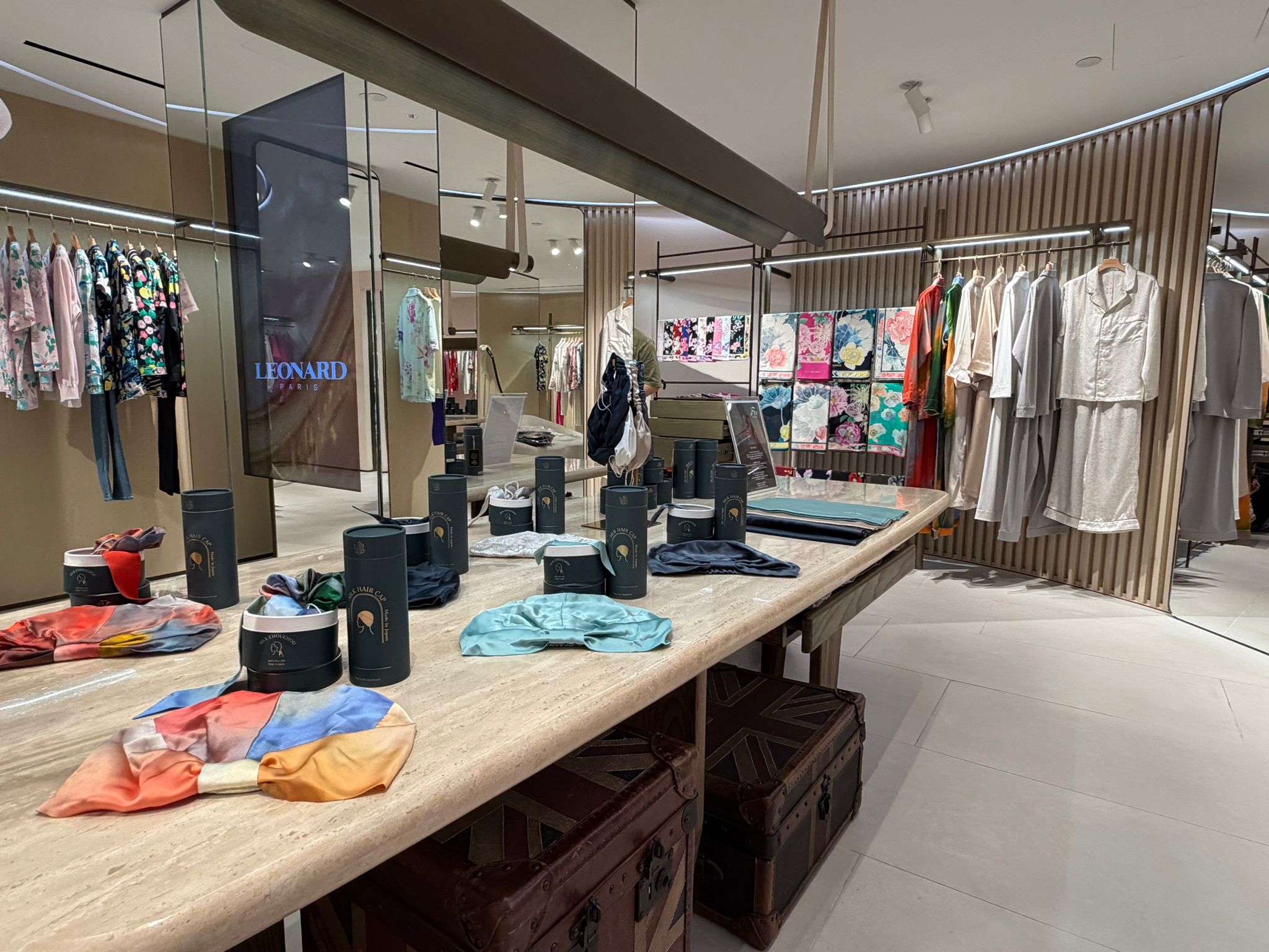 中国・香港｜BOUTIQUE LEONARD PARIS