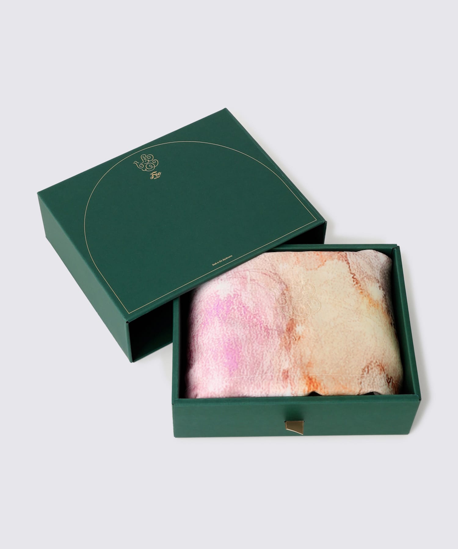 シルクピローケース