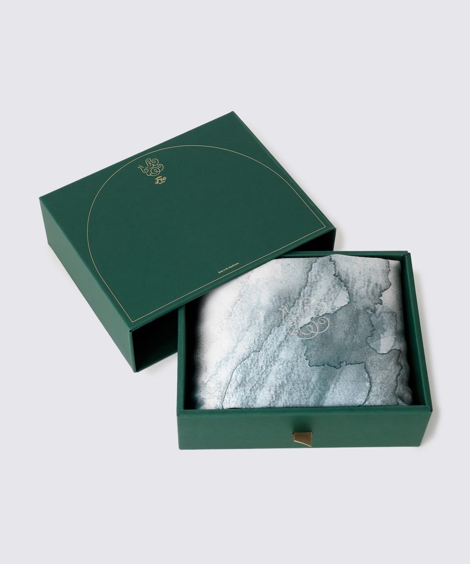 シルクピローケース