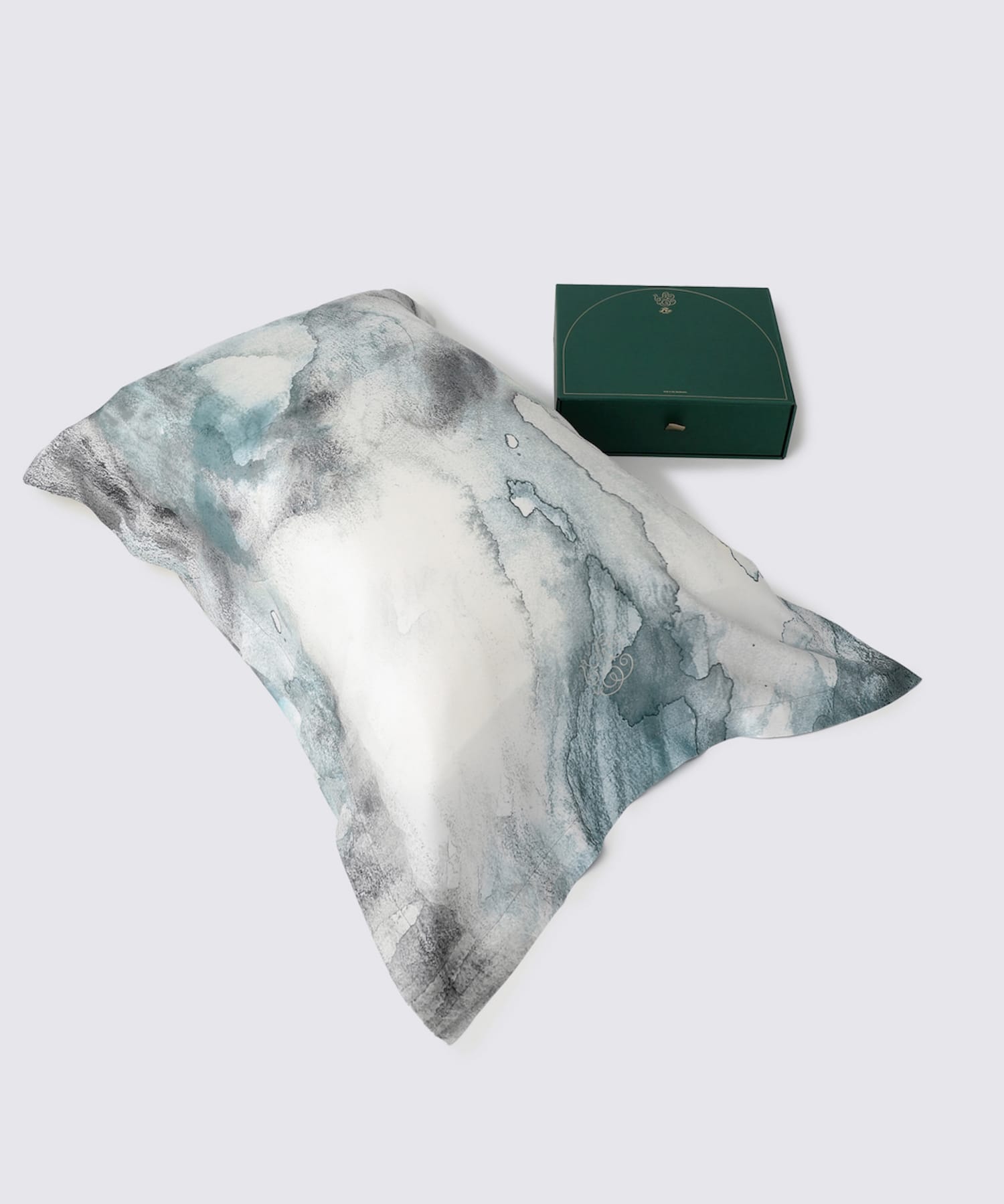 シルクピローケース