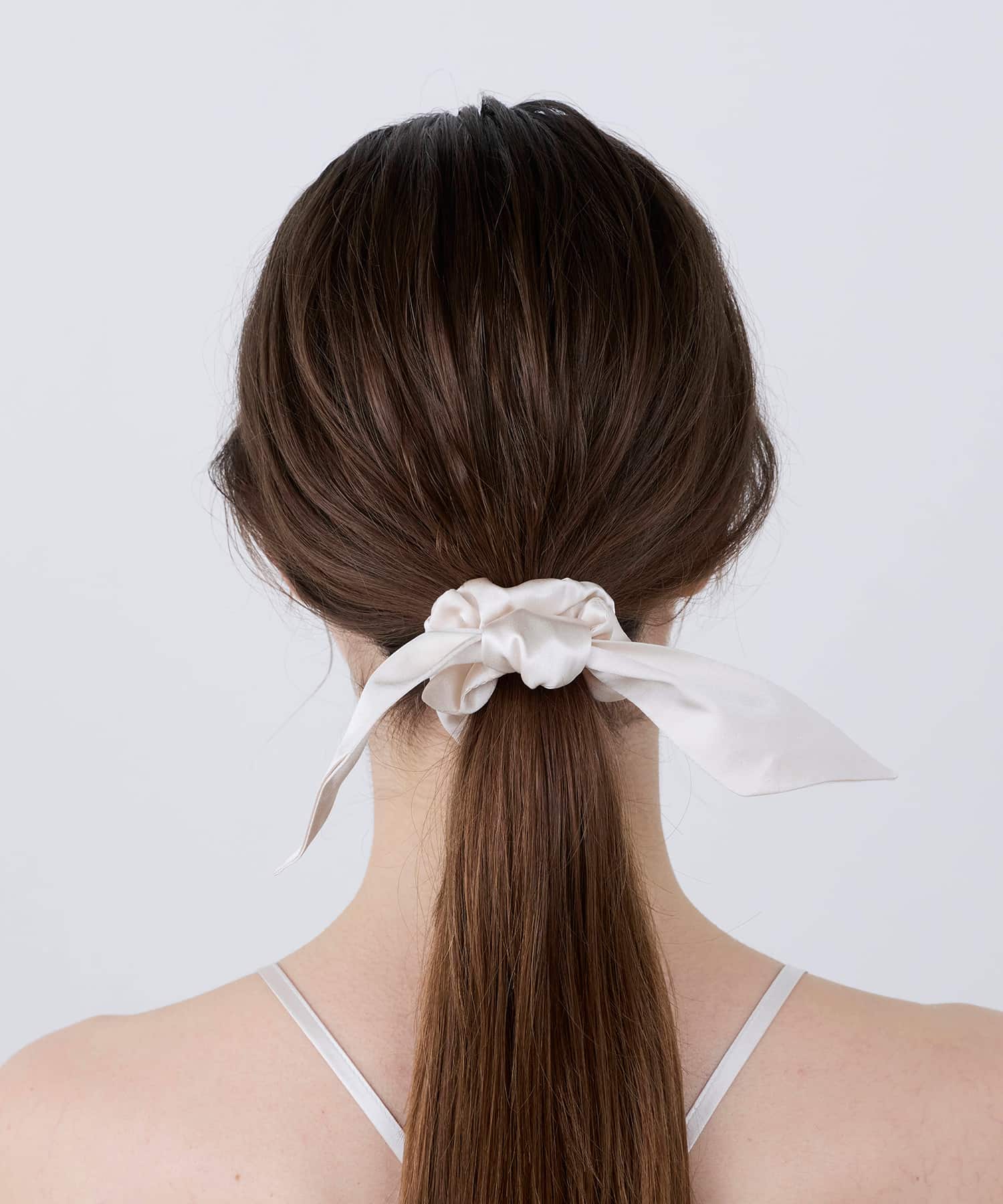 シルクリボンシュシュ 2WAYタイプ パールホワイト