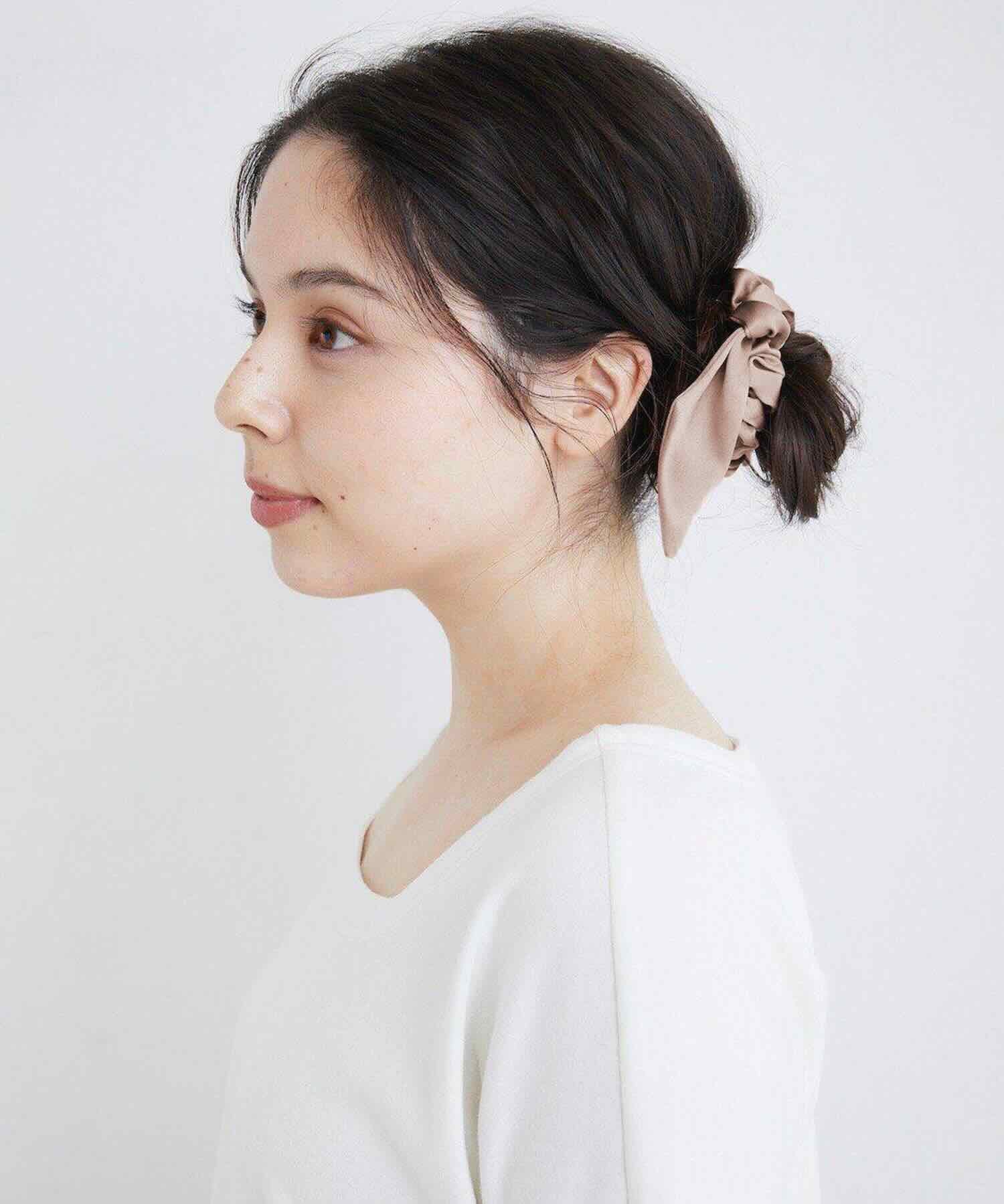 シルクリボンシュシュ 2WAYタイプ  ピンクベージュ