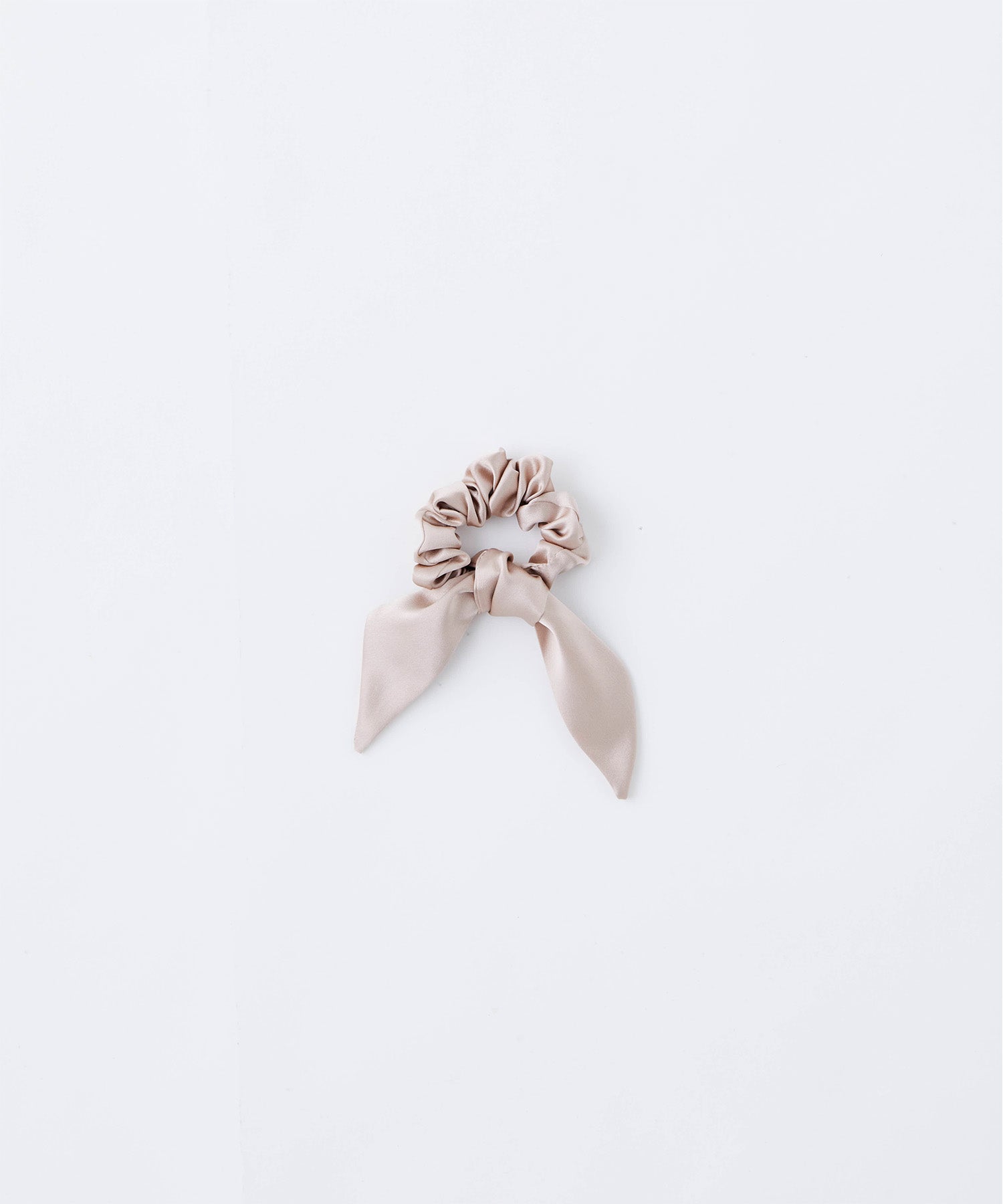 リボン付き 刺繍　パンプス　ベージュ系ピンク　チュール SEVEN TWELVE THIRTY パンプス ピンクソールパンプス : ZOZOTOWN