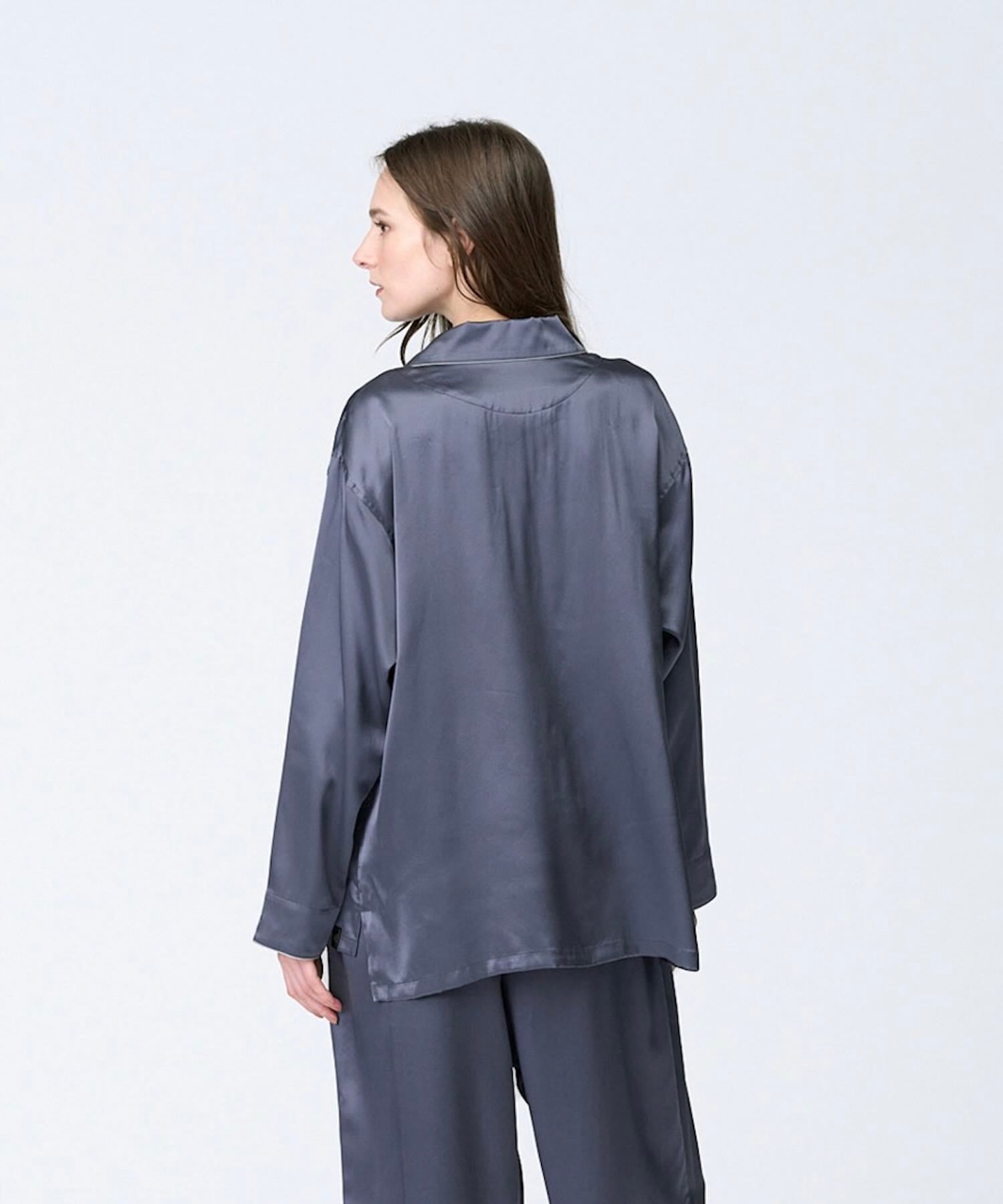 【トップス】シルクパジャマ チャコールグレー