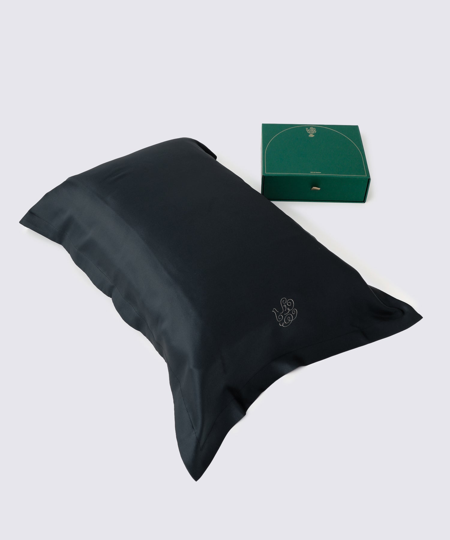 シルクピローケース