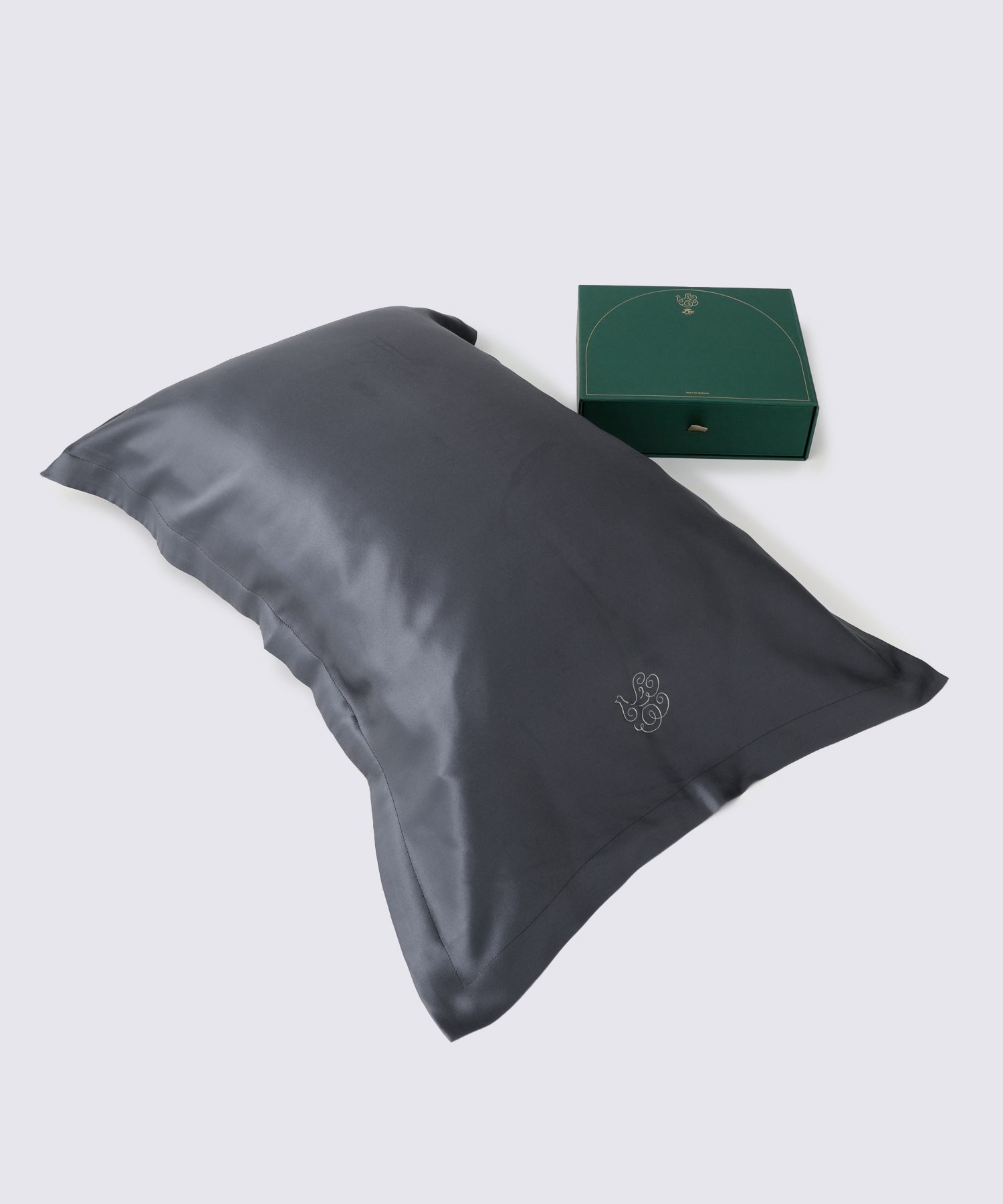 シルクピローケース