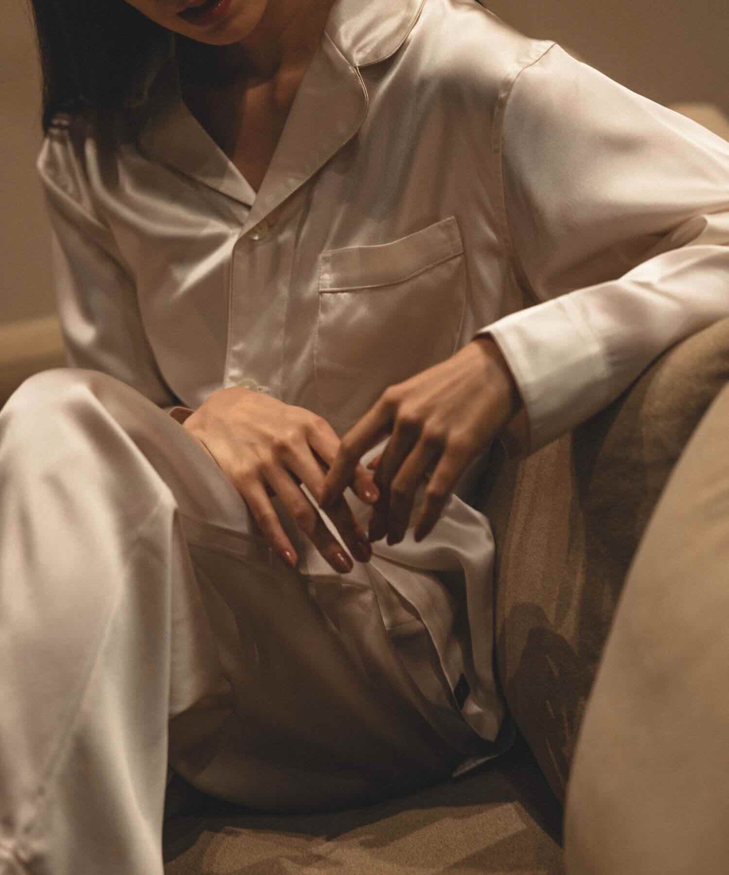 Foo Tokyo 公式ストア | 【セットアップ】シルクパジャマ パールホワイト