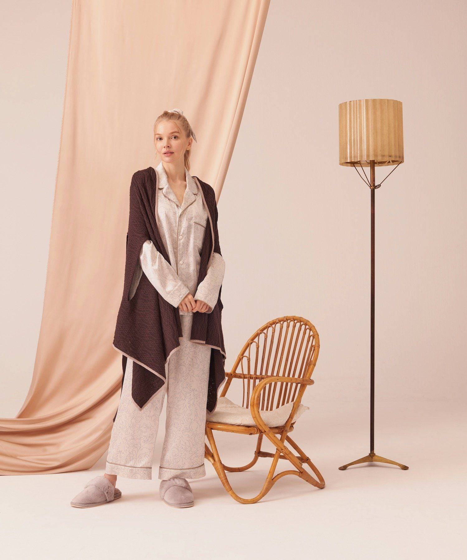 コットンカシミヤ ニットブランケットケープ ダークブラウン - Foo Tokyo公式ストア